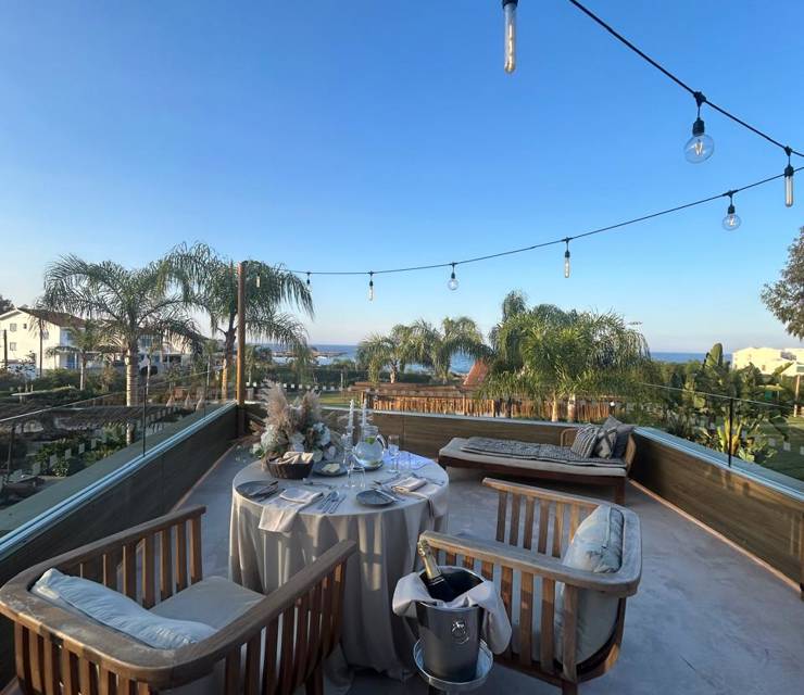 Under the Stars: A private dining experience for two