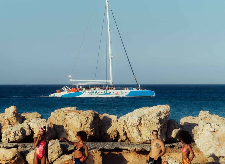 Explore more around Cavo Zoe